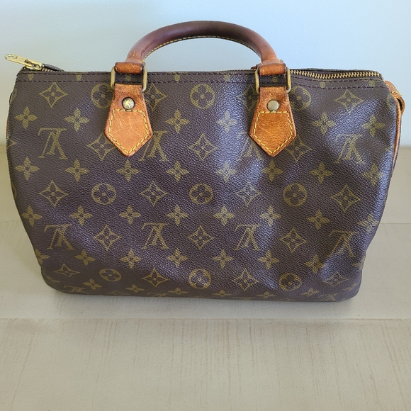 LV Speedy 30 - Picture 4 of 16